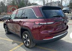 جیپ گراند شیرۆکی